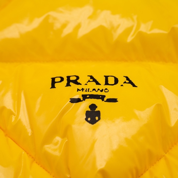 size 44 / 8 US Prada Yellow Triangle-Quilted Puffer Down Jacket Nylon - Picture 6 of 13